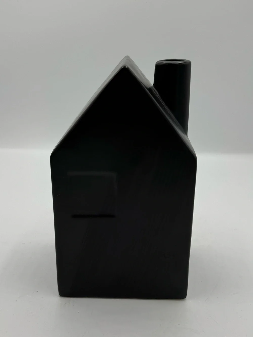 HEARTH & HAND MAGNOLIA‎ BLACK MATTE HOUSE SHAPED BUD VASE